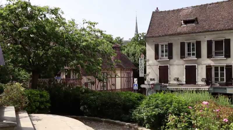 learn french online with yabla